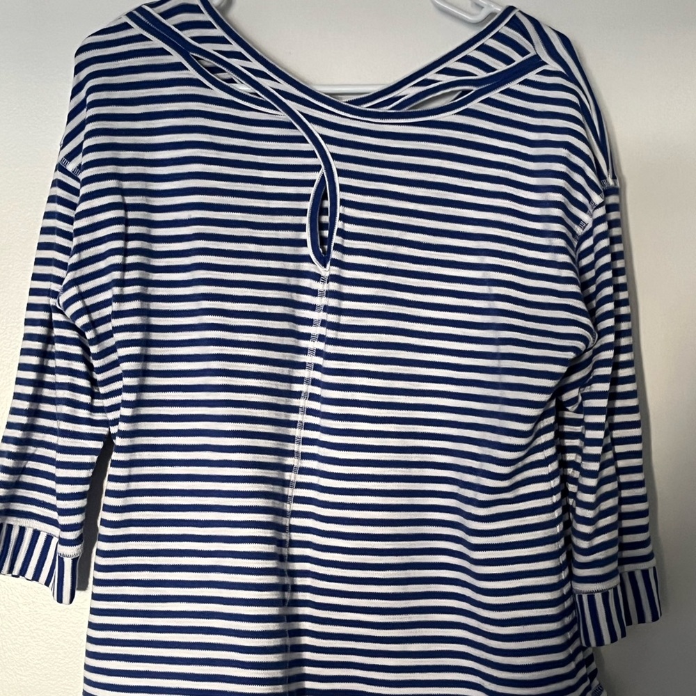 T by Talbots top - Picture 3 of 3